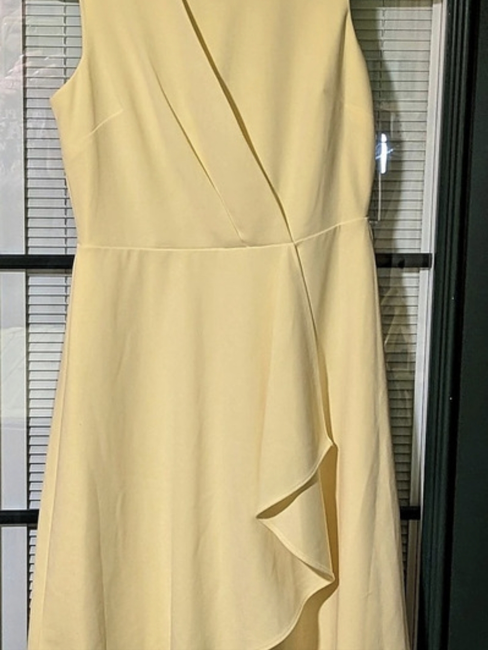 Calvin Klein Sleeveless Ruffle Midi Dress in Yellow Size 4 Like New Dressy